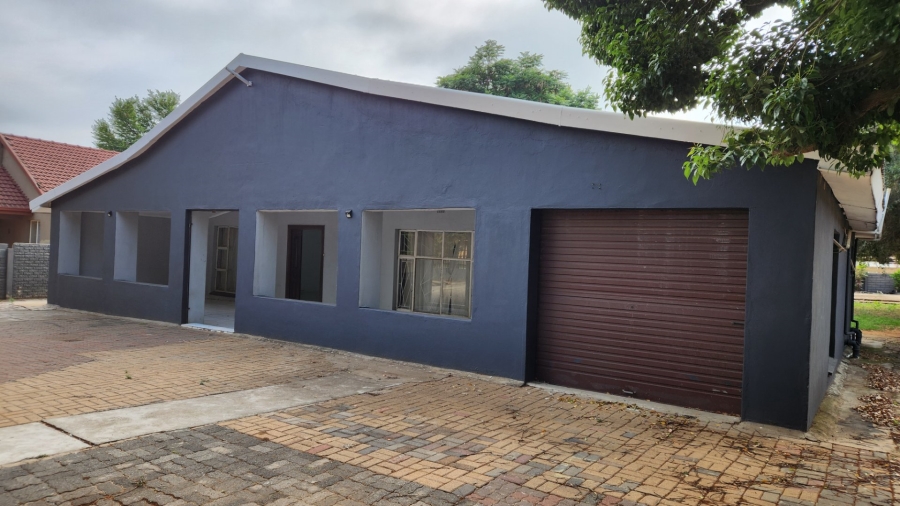 4 Bedroom Property for Sale in Stilfontein Ext 4 North West